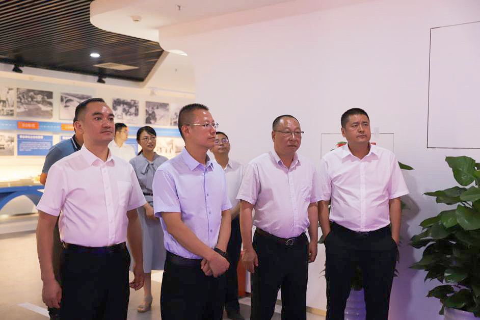 ʡ��ͨ�������ܹ���ʦ��ï��һ�и��Ĵ�pg�齫����app���������������