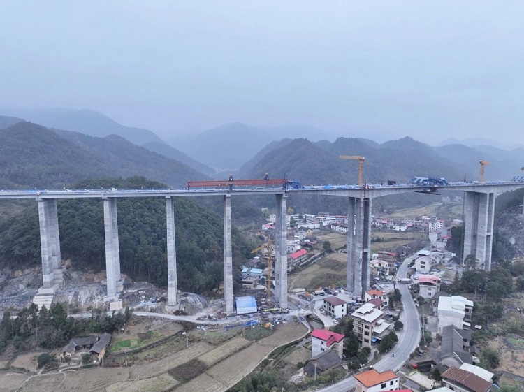 �������¸���ȫ������