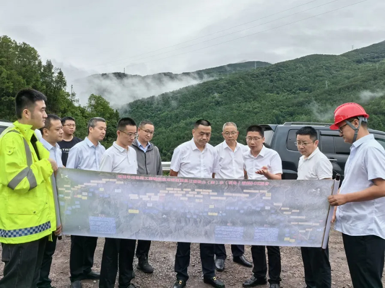 �Ĵ�pg�齫����app������ίίԱ��pg�齫����app�������ŵ�ί��ǡ����³��ź�����ʡ��204��ŵˮ�����Ŀ��չ��������